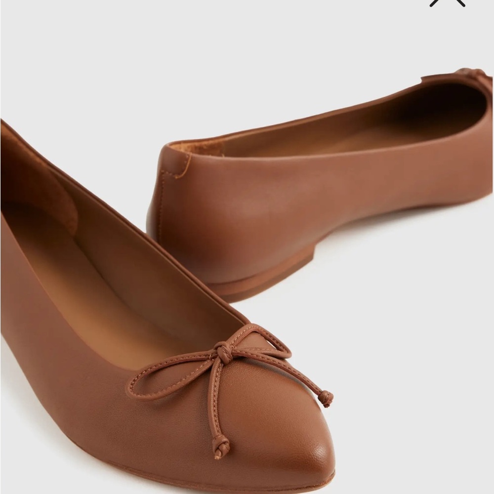 Quince Italian Leather Pointed Bow Flat - size 10 NIB - make an offer ❤️